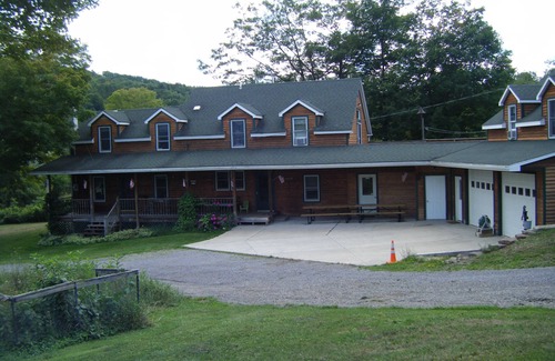 Town of Burns House | 220 acre Country gentlemens Estate for Family Reunions