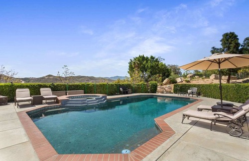 Perris House | 25% Off Oct 16-19 W/Pool & Hot Tub, Great Views!
