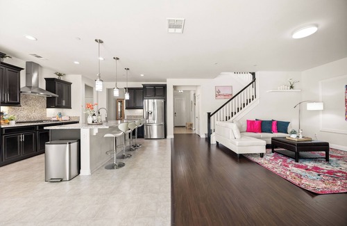 Mira Loma House | 25% OFF/Spacious 5 BR 4 Ba house in Jurupa Valley/ BBQ Grill