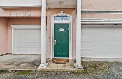 Biloxi Villa | 2504v Just a short walk to the beach!