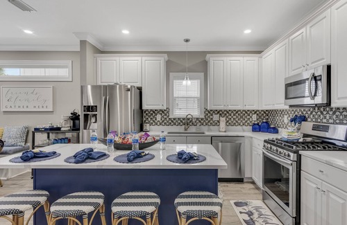 Emerald Waters Village House | 266 N. St. Francis | Private Hot Tub | Two Pools | Bikes | Gated Community