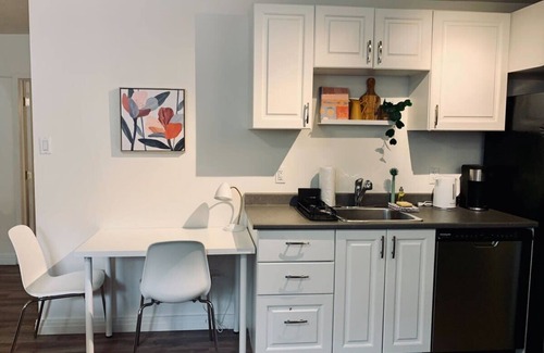 North End Apartment | 267 Cozy 1-bdrm, Central Location