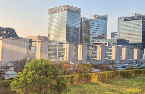 Myeongdong Apartment | 27 l Myeongdong 5min l Airport bus l Cozy Room