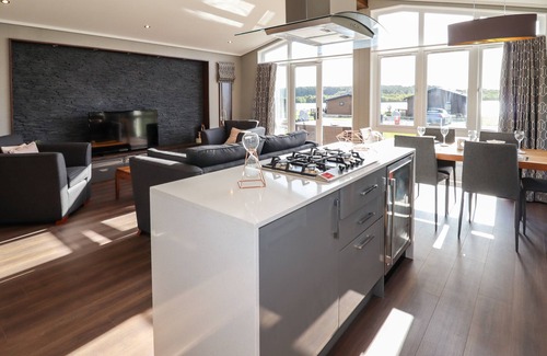 Oakmere Cottage | 28 Delamere Point
