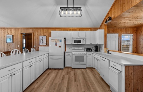 Carolina Dunes House | 2877 - Carolina Dreamin, Oceanfront oasis with direct beach access and private walkway