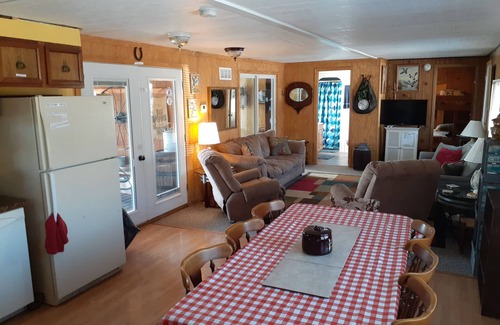 Stewart House | 291416 Water's Edge Cabin, Kentucky Lake, Stewart, Tn., Waterfront/Dock