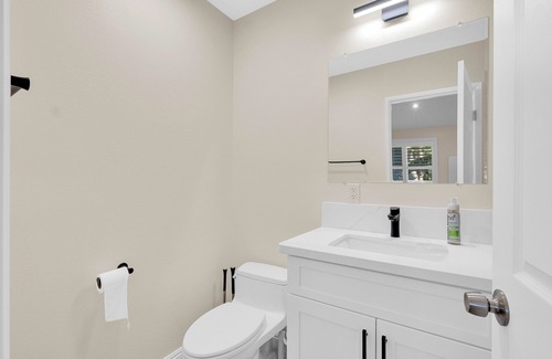 Covina House | 2B1BApartment/24hoursSelfcheckin/Free WI-FI/Freeparking