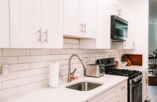 Norris Square House | 2BD 1.5BA Retreat w/dedicated office space