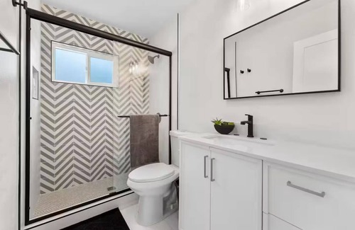 Monrovia House | 2BD 1BA - DTLA - PASADENA - FREE P - CONVENIENT