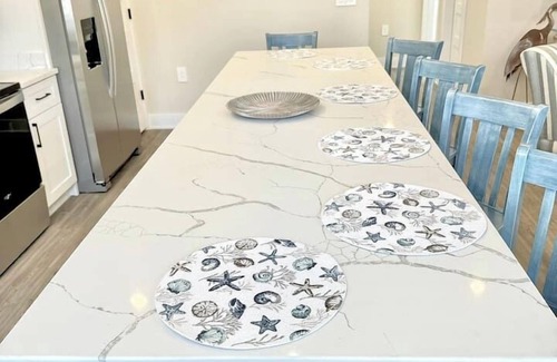 Corolla Village Condo | 2BD/2BA Villa across Currituck Beach Lighthouse