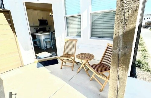 Corolla Village Condo | 2BD/2BA Villa across Currituck Beach Lighthouse