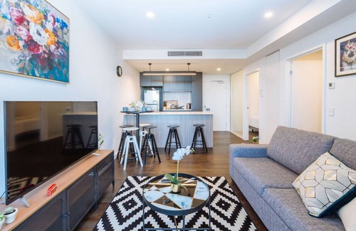 South Brisbane Apartment | 2BD Apt W/Spectacular City Views/Free carpark
