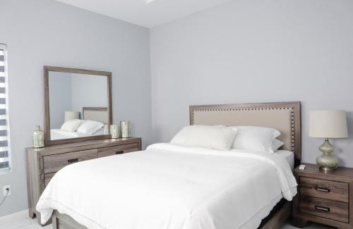 Alamo Apartment | 2Bd Modern Home In Gated Community