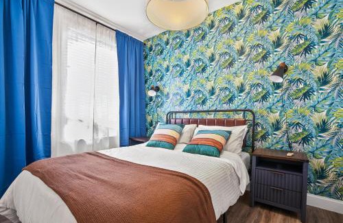 Lower East Side Apartment | 2BD Urban Ease in Lower East Side