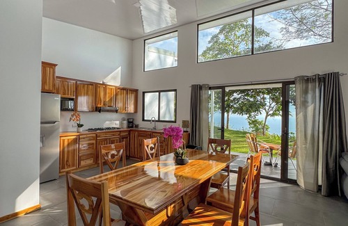 Uvita Apartment | 2bdr Condo 6 |RANA | Amazing sea view | Shared Infinity Pool