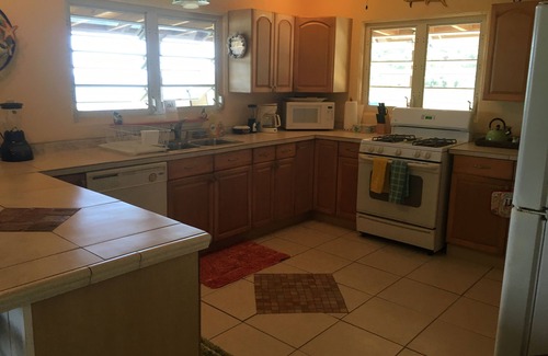 Lower Carolina House | 2BDRM, 1BA, W/D, FULL KITCHEN, W/JEEP RENTAL AVAIL. NON-SMOKING/NON-VAPING
