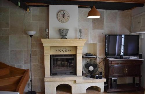 Le Bugue House | 2Bed Cottage Sleeps 4 - Garden Patio Pets
