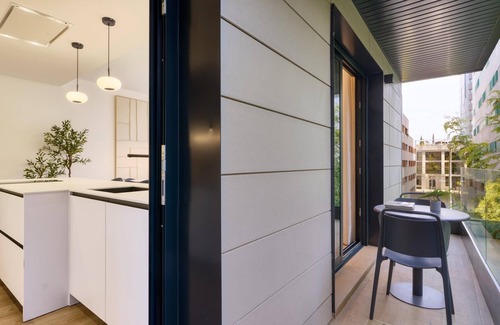 La Buhaira Apartment | 2BR/2BA Apt, 4th Floor, Balcony, Workspace & Parking