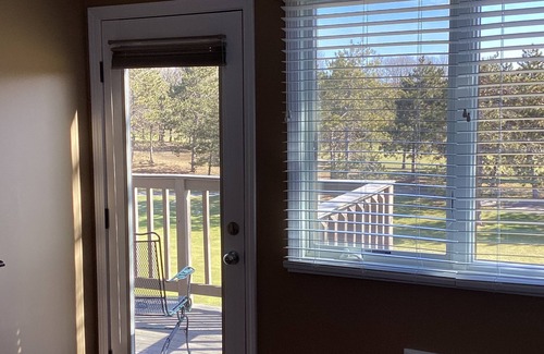 Acme Condo | 2BR/2BA Golf View Condo on GT Spruce Run