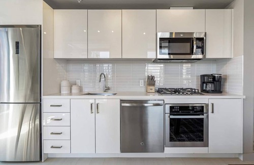 Beltline Condo | 2BR 2BA Rustic Japandi Inspired Design Theme - 6 Guests & POOL!