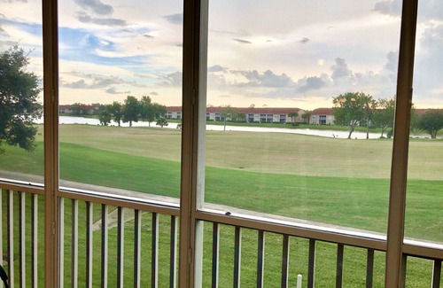Naples Condo | 2br/2bth - 1250ft - North Naples- 2 bd/2bath Cypress Woods North(Naples, Fl)
