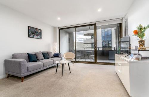 Barton Apartment | 2BR apt in Governor Place 4 mins to Foreshore - Hosted by CanStay