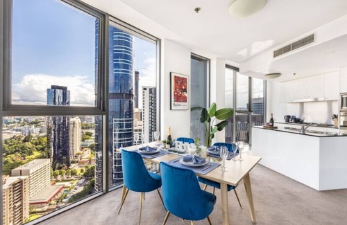 Brisbane Central Business District Apartment | 2BR Apt in the Heart of the City w/Stunning View