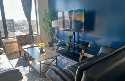 Elizabeth Apartment | 2BR apt next to EWR 9276