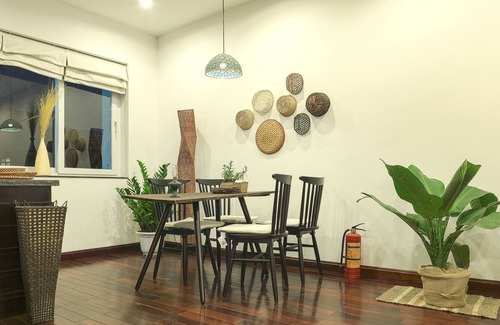 Quang An Apartment | 2BR Balcony Apt West Lake View 10074