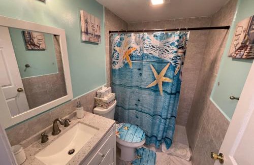Southside Apartment | 2BR Comfortable Downtown House Near Beach and More