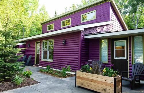 Tobermory House | 2BR Cottage Surrounded by Nature