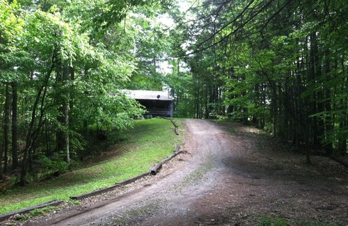 Mountain City Cottage | 2BR +loft Cottage in the mountains Va Creeper Trail, HOT TUB, ATV rentals,