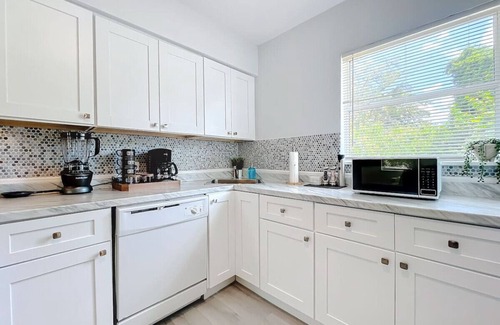 Lake Mann Estates House | 2BR Oasis: Minutes to Top Attractions & Parking!