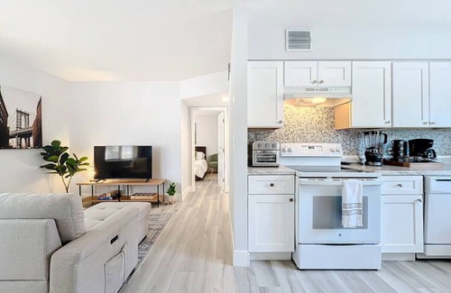 Lake Mann Estates House | 2BR Oasis: Minutes to Top Attractions & Parking!
