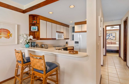 Poipu Condo | 2BR Ocean View Condo at Whaler's Cove