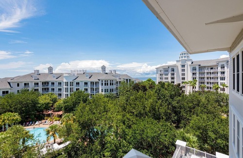 Baytowne Wharf Condo | 2BR Suite in Lasata at Sandestin Golf and Beach Resort