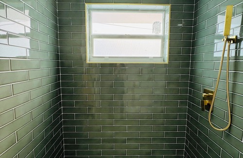 Highland Garden House | 2BRx2BTH near Hollywood Beach with Free Parking, WiFi and AC