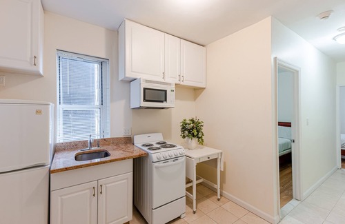 East Harlem Apartment | (2C) 2 Bedroom Apt Just Off Park Ave