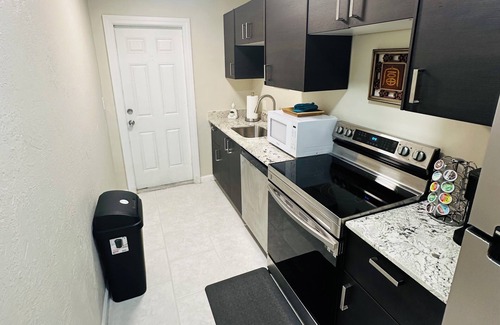 Middle River Terrace Apartment | 2Elite Guest Stay