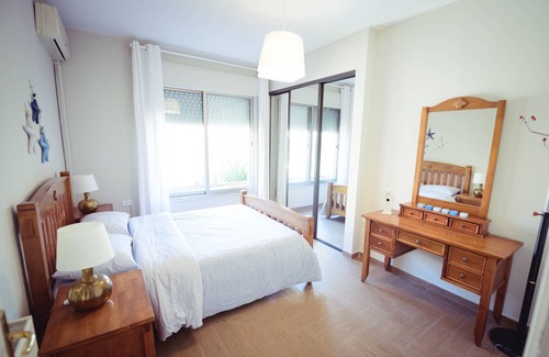 Amman Apartment | 2KING-BEDS/1.5BATH + Parking, Safe Near US Embassy