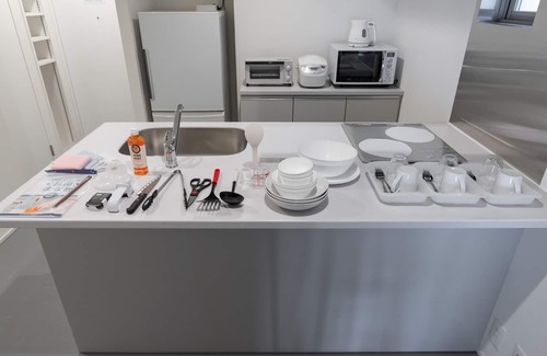 Meieki Apartment | 2nd floor variations in blue - Variations in blue/Nagoya Aichi