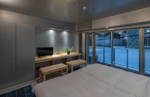 Meieki Apartment | 2nd floor variations in blue - Variations in blue/Nagoya Aichi