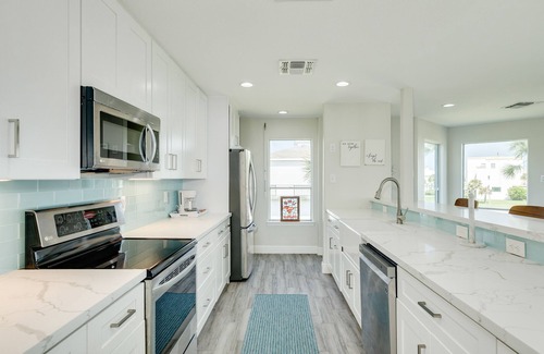 Indian Beach House | 2nd row Gulf Views w/Large Deck, Open Living, Private Bedrooms - Cool & Coastal