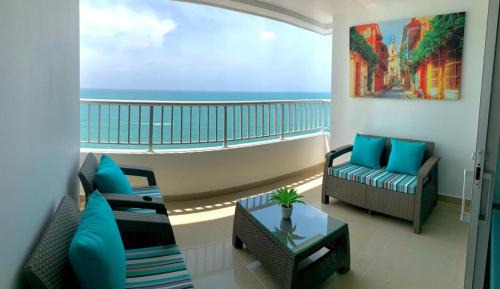 Bocagrande Apartment | 2P1-AL2 APARTAMENTO DE 2 ALCOBAS FRENTE AL MAR CON AIRE ACONDICIONADO Y WIFI