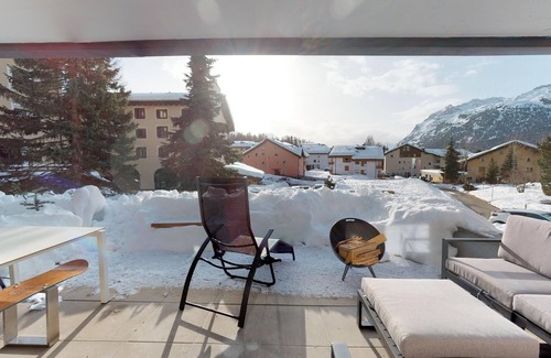 Surlej Apartment | 3 ½ -room apartment on the 1st floor (raised ground floor).
