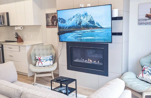 East Kootenay House | 3 BDRM NEW townhome at Nordix w/private hot tub