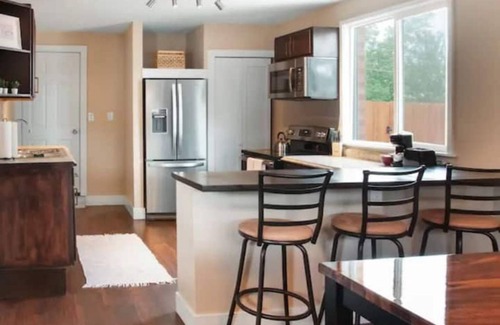 Dupont House | 3 Bed; 10 Min Downtown; 25 Min Boulder