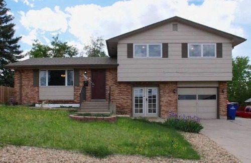 Dupont House | 3 Bed; 10 Min Downtown; 25 Min Boulder