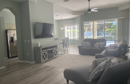 Venice House | 3-bed/2 bath pool home in Venice Florida! Beaches and downtown 5 minutes away