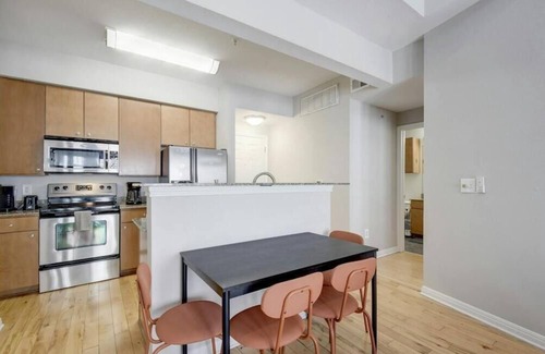 West Campus Condo | 3 Bed/2 Bath West Campus Penthouse Condo in the Heart of Austin